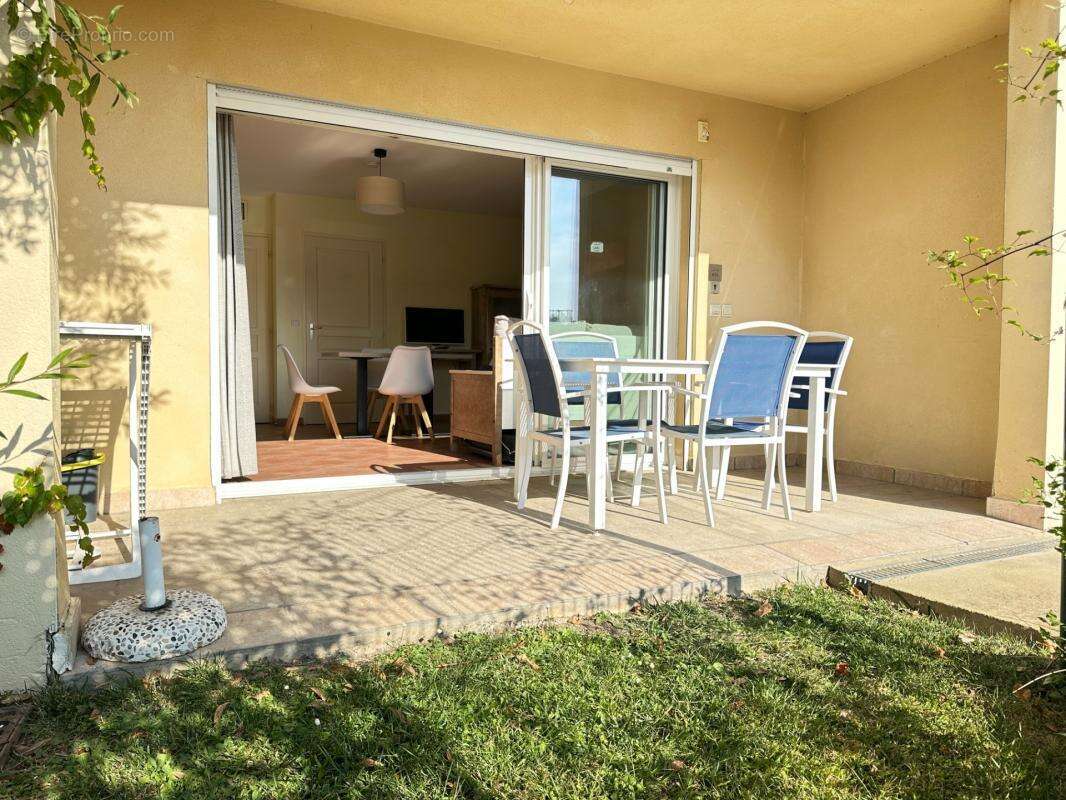 A vendre, Gréoux les Bains, Appartement de rapport sous bail commercial - photo 2