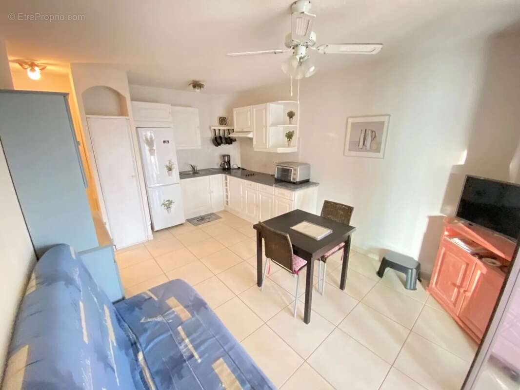 Appartement à LA LONDE-LES-MAURES