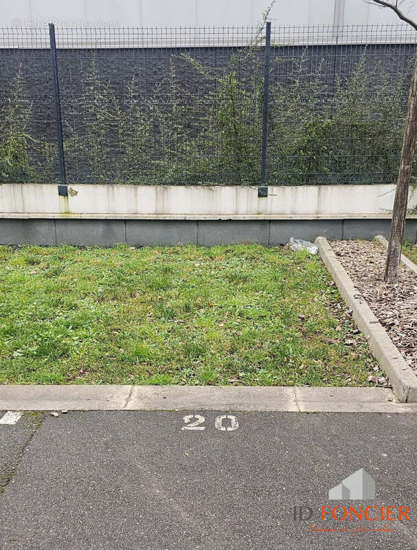 Parking à ANTONY