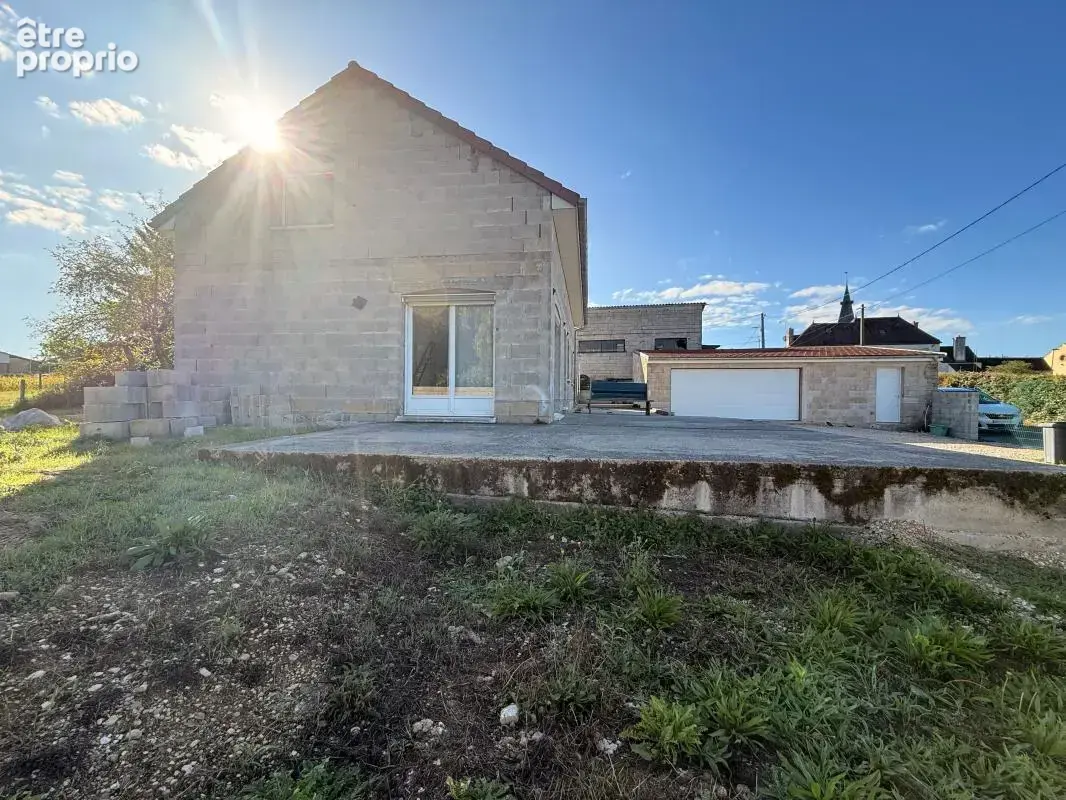 Saint Symphorien sur Saône, Maison de 120,87 m² , 4 chambres, double garage, terrain 696m² - photo 21