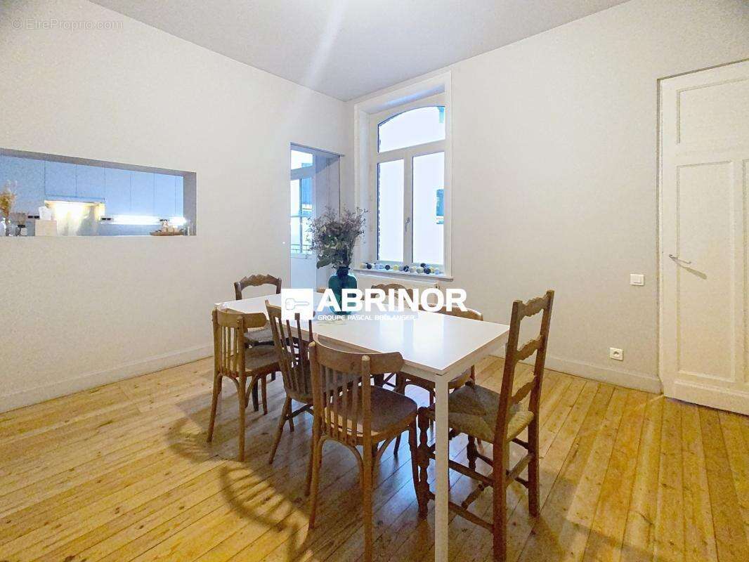 Appartement à LA MADELEINE