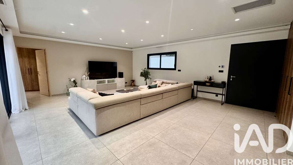 Photo 6 - Maison à NIMES