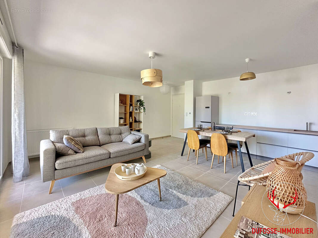 Appartement à SIX-FOURS-LES-PLAGES