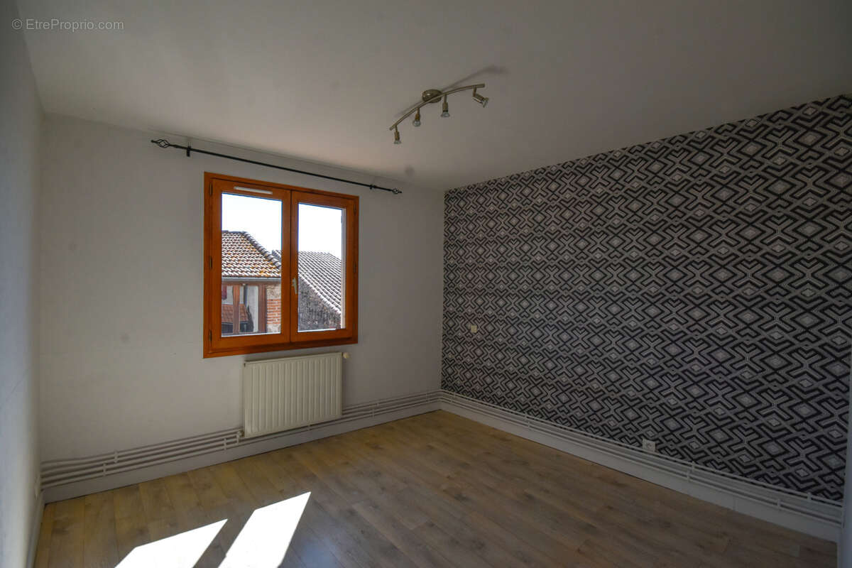 Maison à BOURNONCLE-SAINT-PIERRE