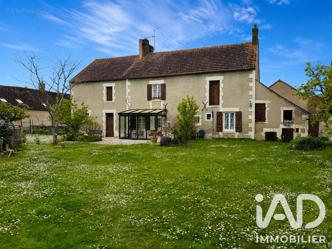Maison 140 m² à Chevannes  - photo 2