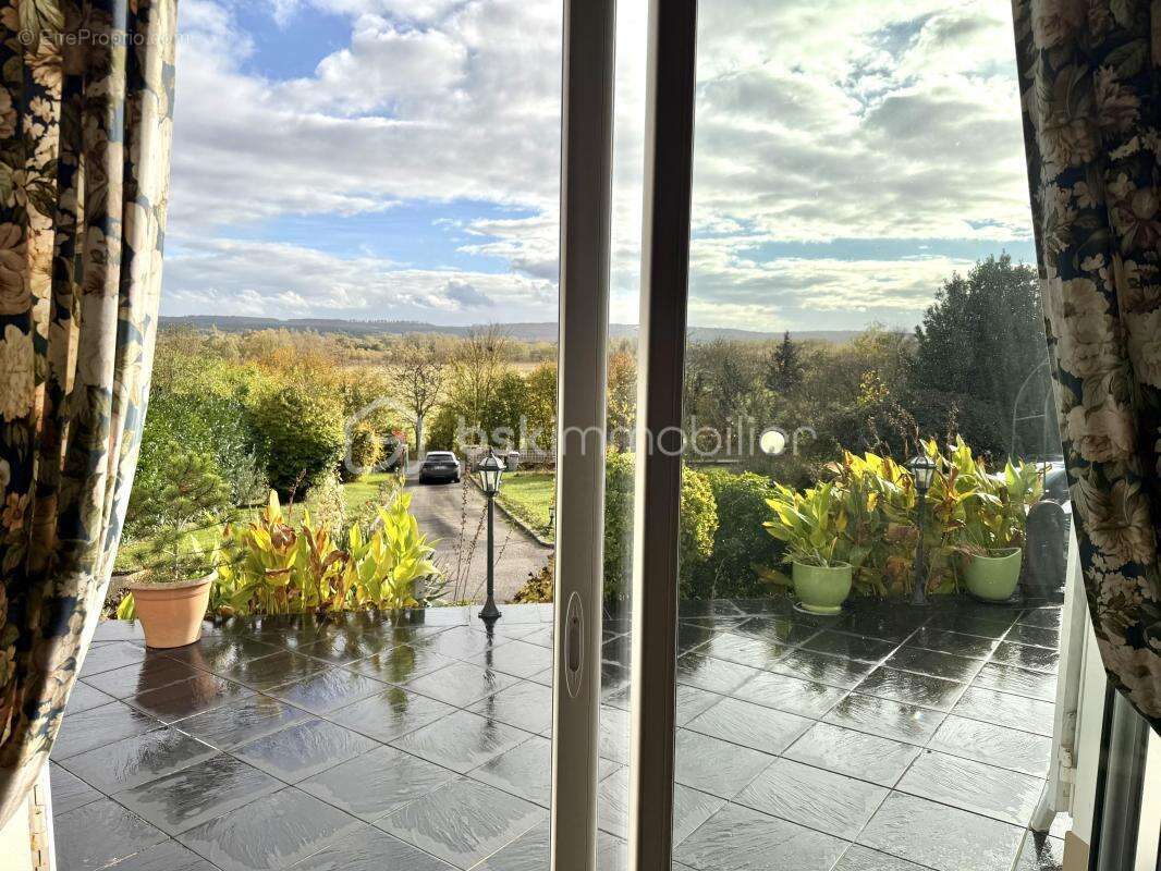 Maison à SOTTEVILLE-SOUS-LE-VAL