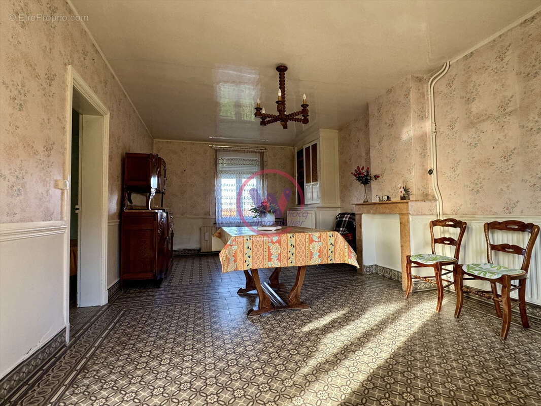 Maison à BOIRY-BECQUERELLE