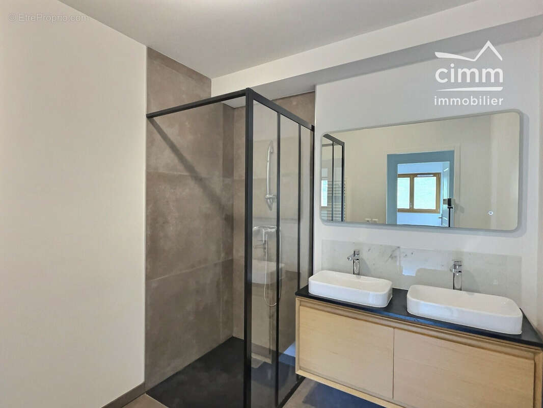 Appartement à SEYSSINS