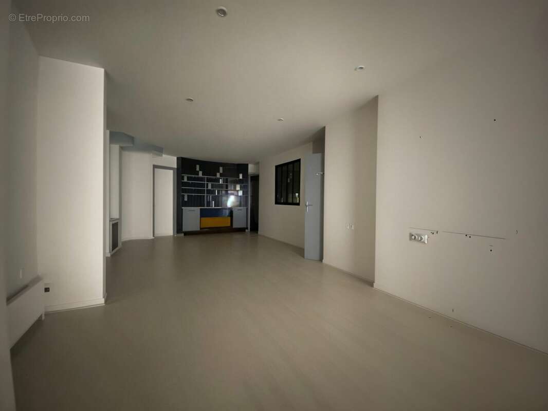 Commerce à JUVISY-SUR-ORGE