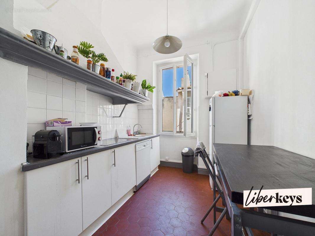 Appartement à MARSEILLE-6E