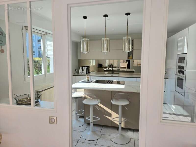 Maison à LA CELLE-SAINT-CLOUD