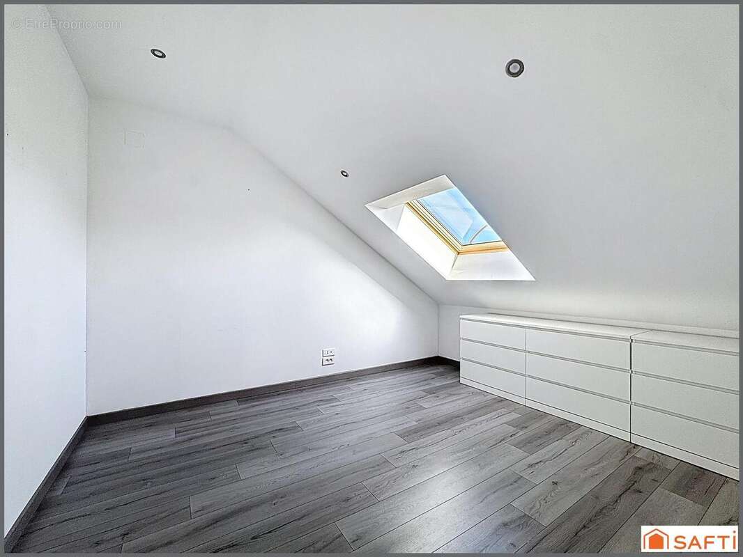 Photo 6 - Appartement à LONGEVILLE-LES-METZ