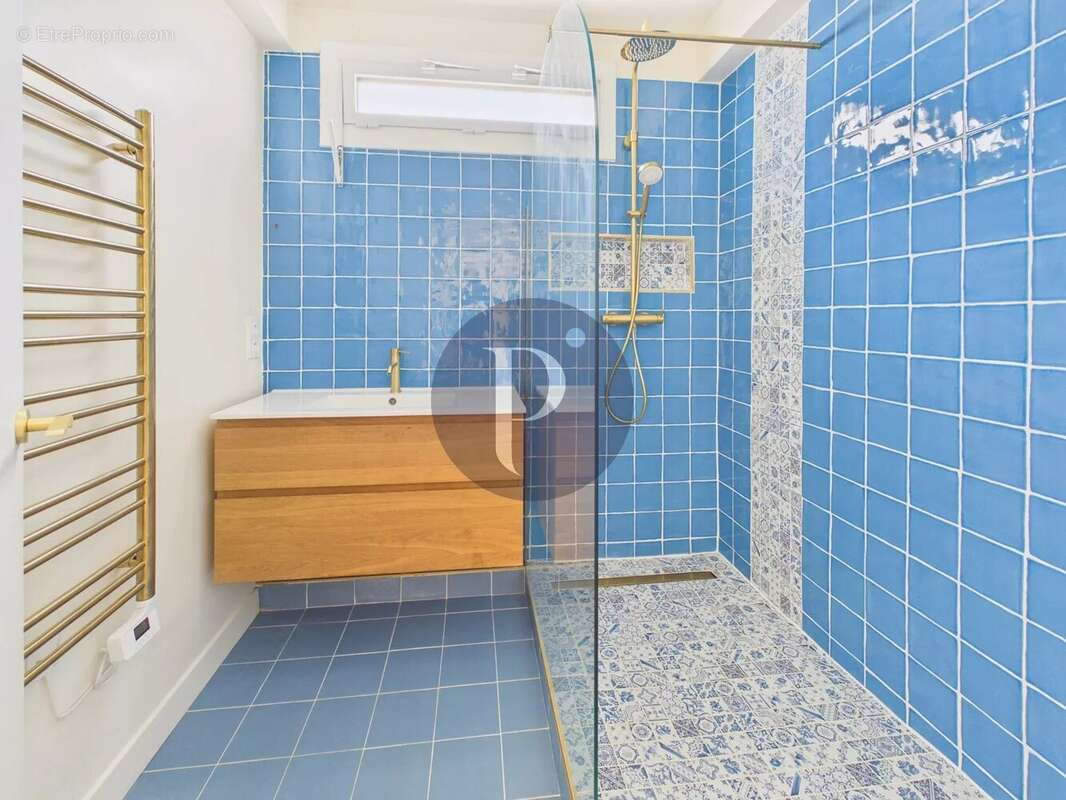 4 pièces de 94 m² renové centre ville de Sceaux - photo 6