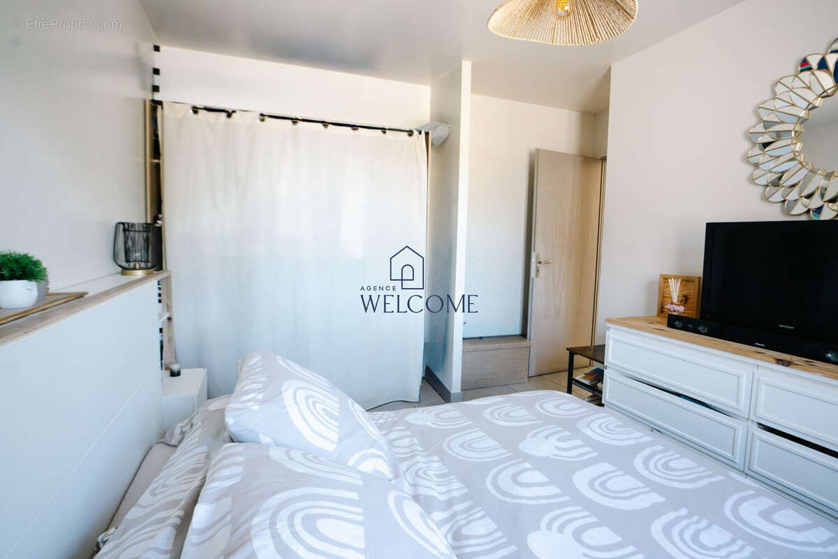Maison 58 m² à Saint-Paul-Les-Fonts  - photo 5