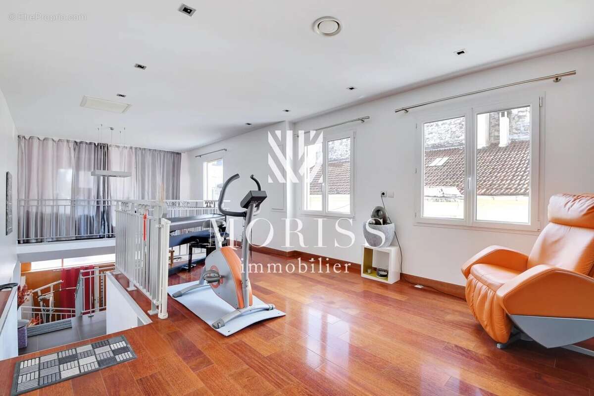 Appartement à NOGENT-SUR-MARNE