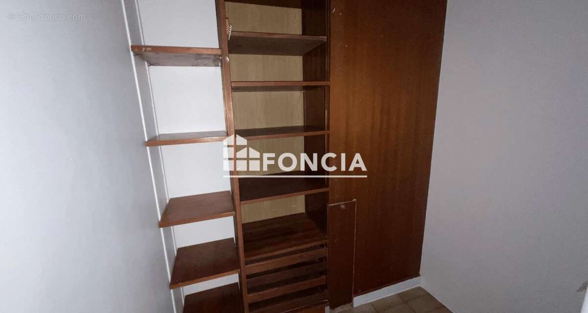 Appartement à CHILLY-MAZARIN