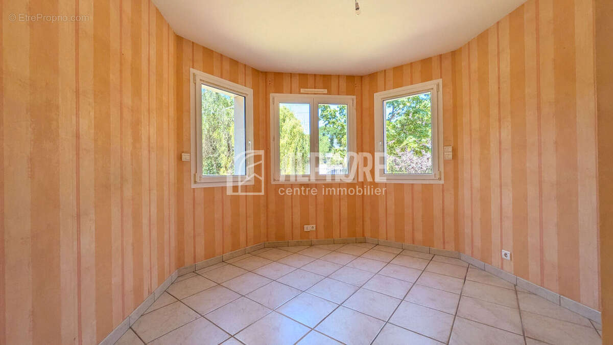 Maison Saint Nazaire 7 pièce(s) 215 m2 - photo 10