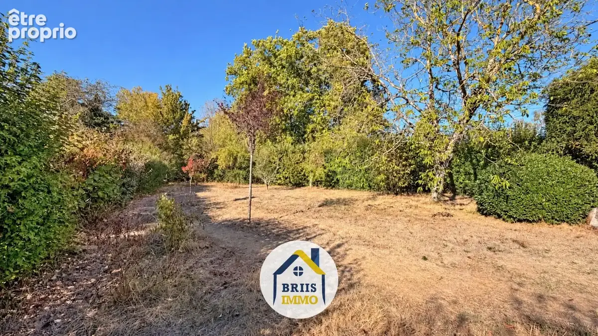 Photo Terrain à Fontenay-Les-Briis au prix de 159 500€
