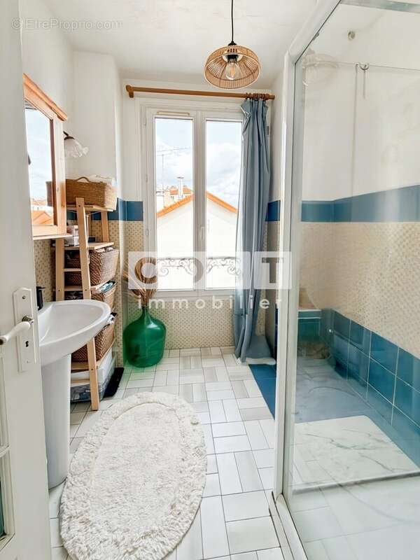 Appartement à ASNIERES-SUR-SEINE