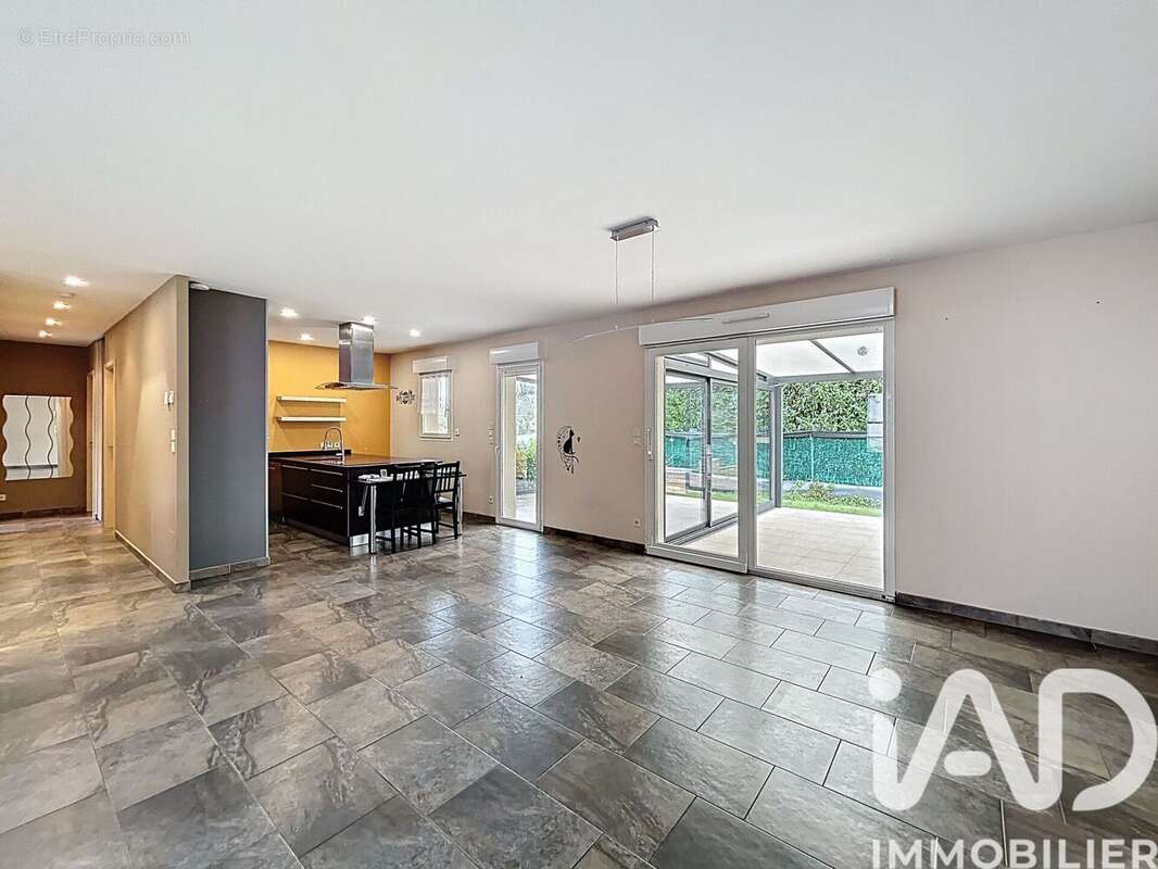 Photo 5 - Maison à AUDUN-LE-ROMAN