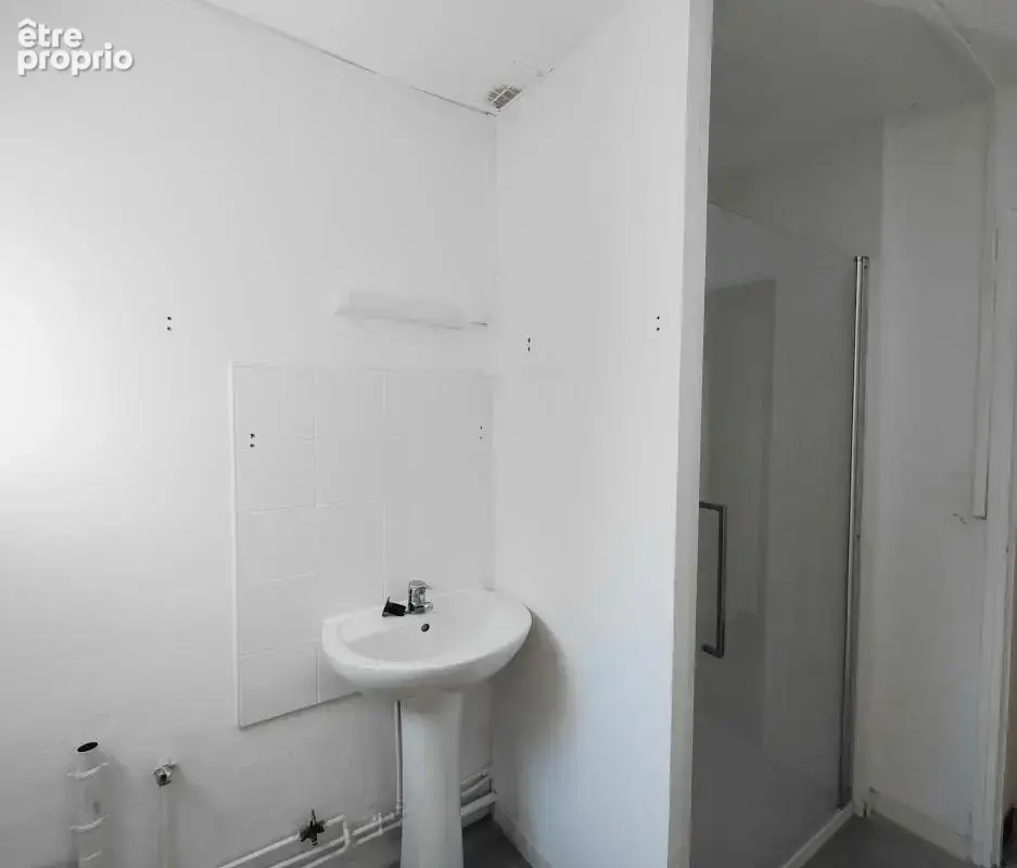Oignies - type 4 - 70 m² - photo 7