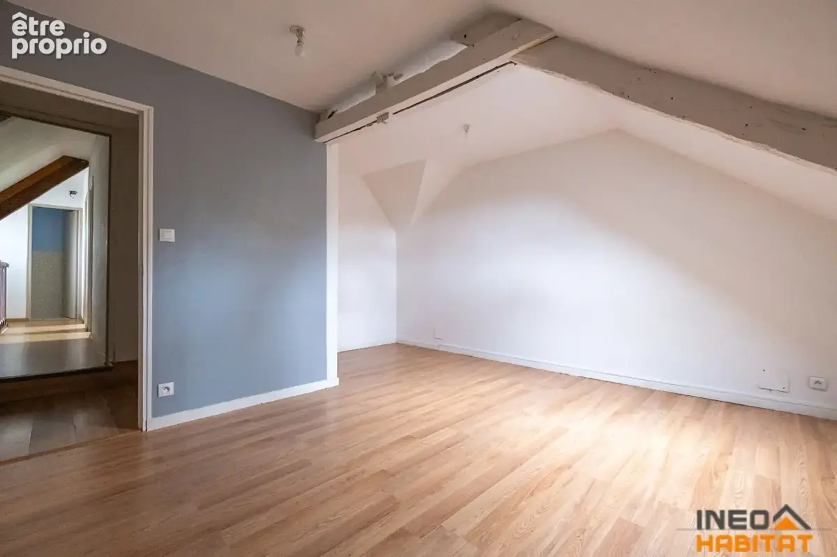 Maison Saint Gilles 7 pièce(s) 142 m2 - photo 10