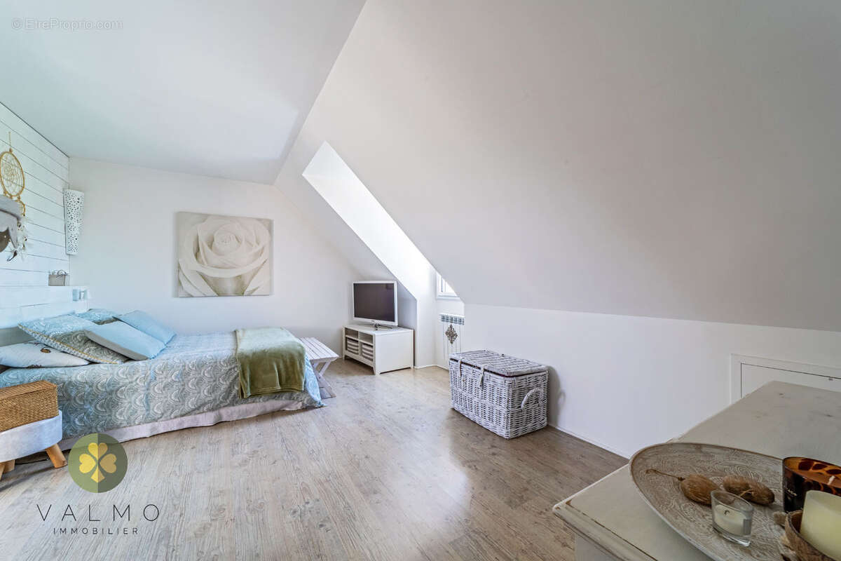 Maison individuelle 'coup de coeur' avec piscine en centre village - photo 24