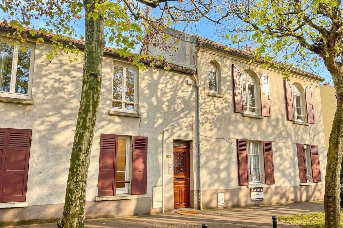 Appartement à SAINT-MAUR-DES-FOSSES
