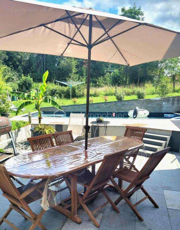 Maison à MENONCOURT