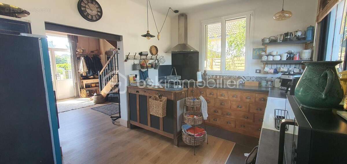 Maison de charme, dans un quartier paisible - photo 9