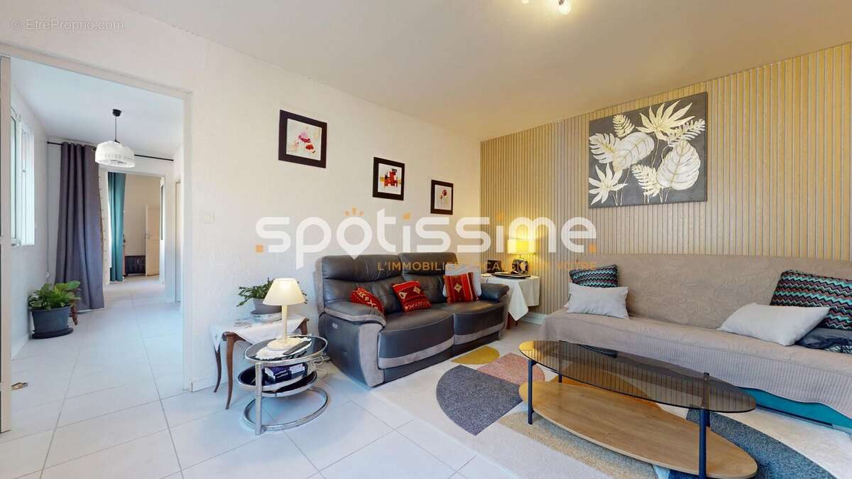 Maison de plain-pied 94 m² avec garage et jardin arboré  Quartier Mairie à Agde - photo 19