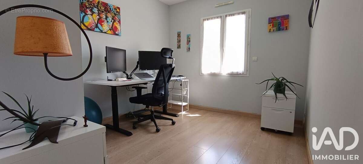 Photo 7