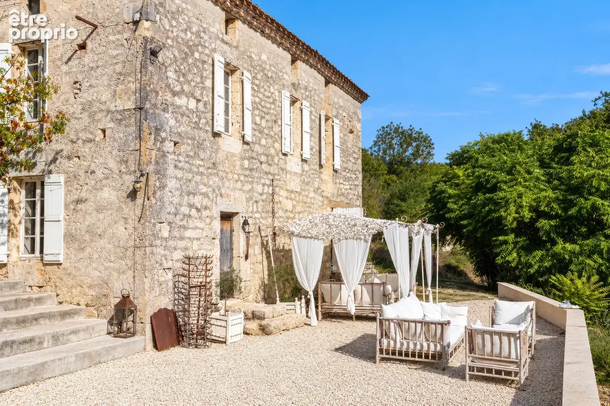 Propriété avec piscine, annexe pour invités, dépendances et vue panoramique - photo 3