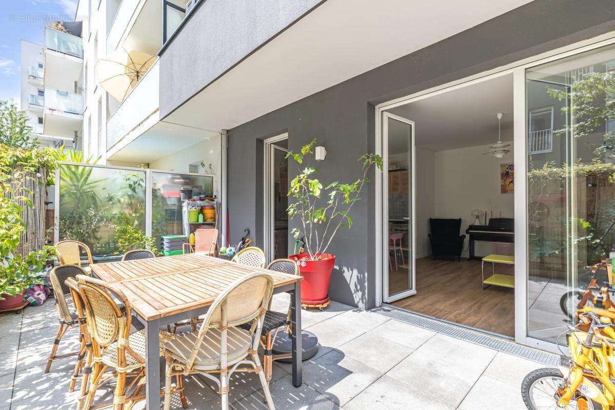 Appartement 3 pièces de 72 m² à Aubervilliers - photo 3
