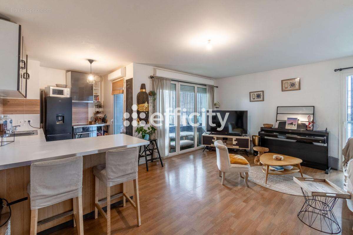 Appartement à CHOISY-LE-ROI