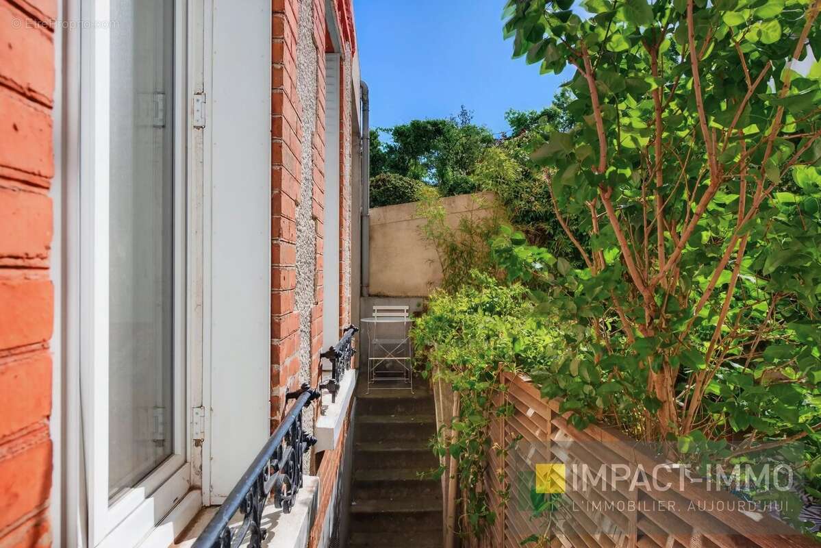 Appartement à SURESNES