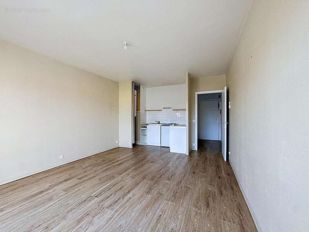   - Appartement à LILLE