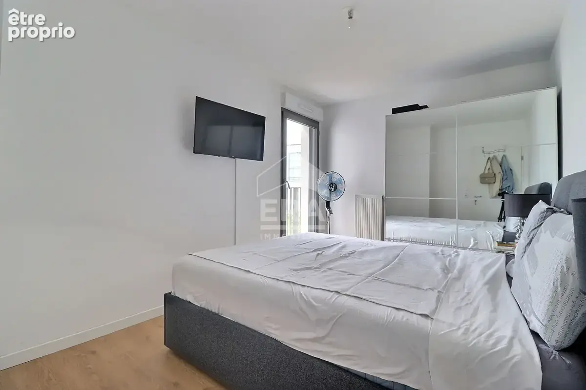 Appartement Colombes 3 pièces de 65 m² avec balcon et parking - Colombes (secteur Gare du Stade) - photo 7