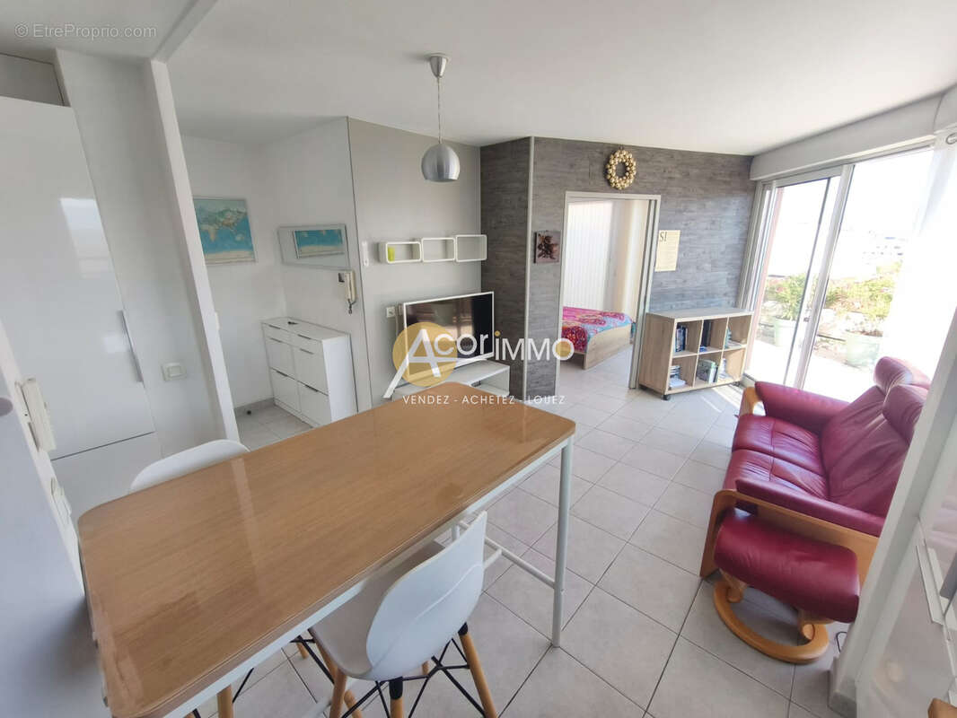 Chateaubanne - t2 toit terrasse + garage - photo 6