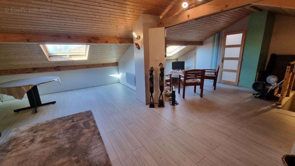 Maison à SAINT-ISMIER