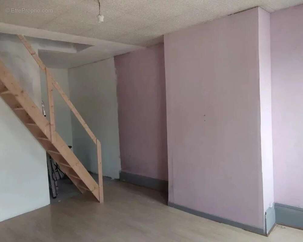 APPARTEMENT 2 PP plein centre village - photo 3