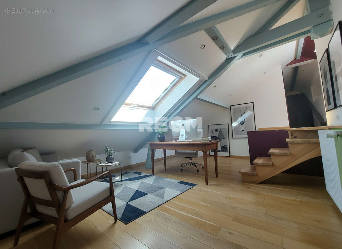 Belle maison rénovée par un architecte de 145 m2 habitable (210 m2 au sol) sur un terrain de 555 m2  - DPE en - photo 16