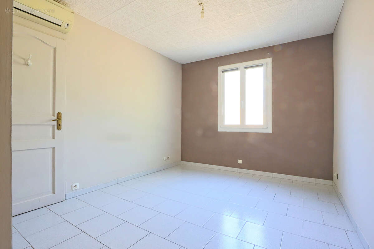 Maison à SOLLIES-TOUCAS