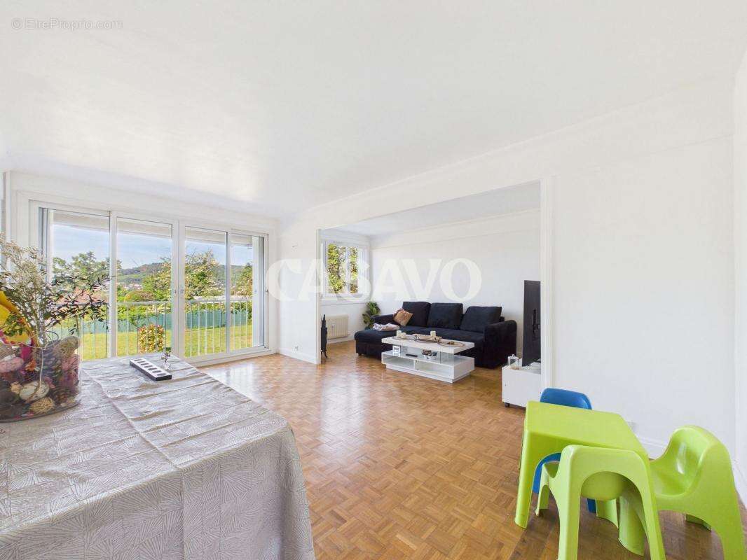 Appartement à CALUIRE-ET-CUIRE