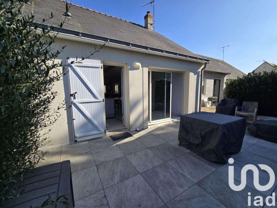 Photo 2 - Maison à BEAUVAU