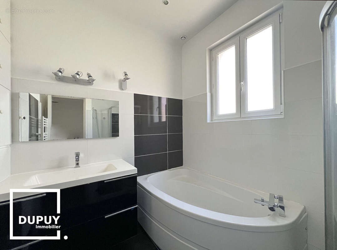 Minimes / Barriere de Paris Maison T5  de 140 m2 sur parcelle de 435 m² - photo 13