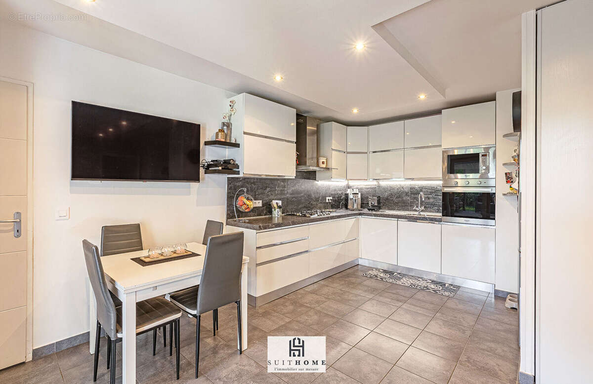 Appartement à VENISSIEUX