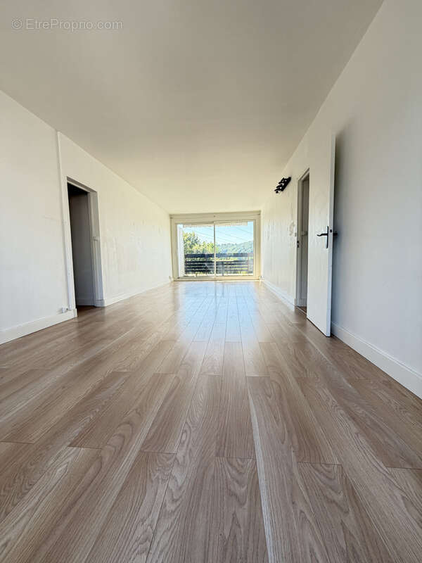 Appartement à GIF-SUR-YVETTE