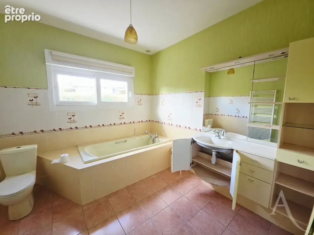 Maison 8 pièces 258 m² à vendre à Conde-Sur-Vire (50890) - photo 11
