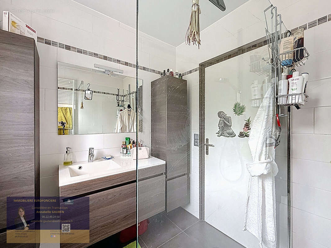 Maison à SAINT-PARRES-AUX-TERTRES